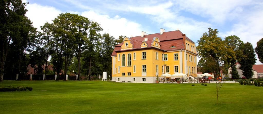 Palac Wiechlice - Hotel, Restaurant, Spa Szprotawa Eksteriør bilde