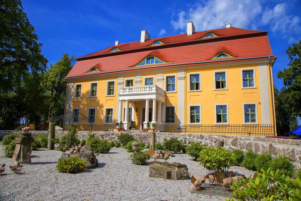 Palac Wiechlice - Hotel, Restaurant, Spa Szprotawa Eksteriør bilde